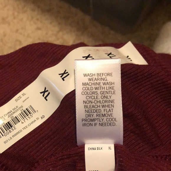 NWT Burgundy Long Sleeve Soft Ribbed Top for Women - Picture 9 of 9